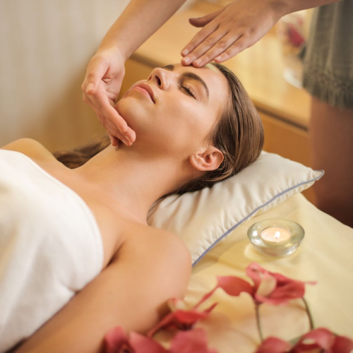 Female Home Massage Services in Dubai +971 55 871 0350